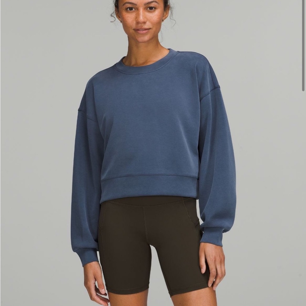 Lululemon oversized crop softstreme